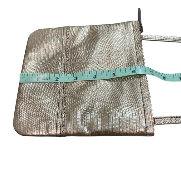 BANANA REPUBLIC - GOLD TONE CROSSBODY COMPACT BAG - 24” NON-ADJUSTABLE STRAP S2 - Picture 10 of 11